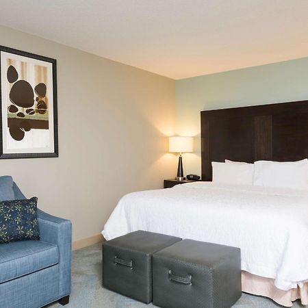 Clinton Township Hampton Inn Detroit Roseville מראה חיצוני תמונה