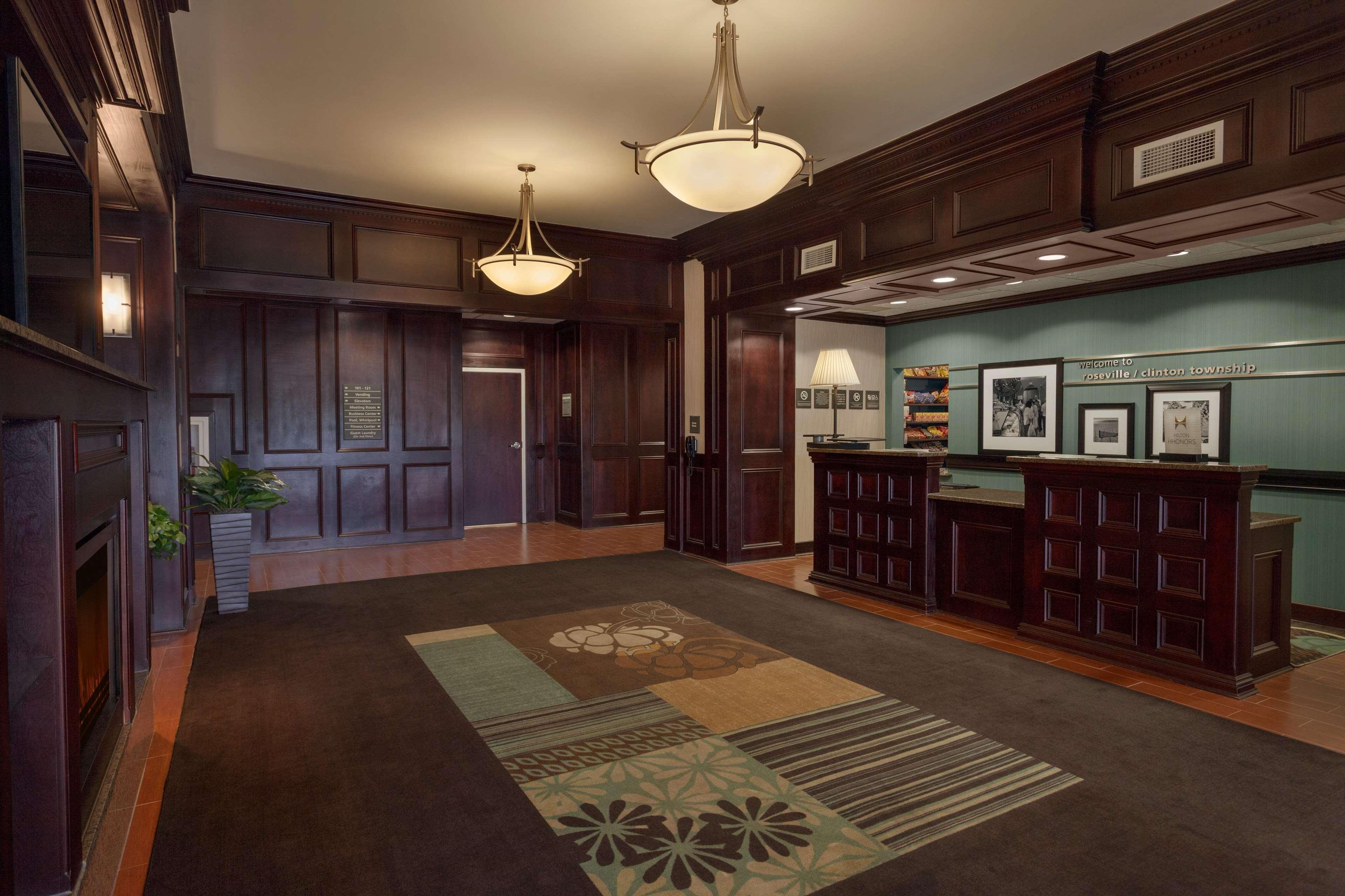 Clinton Township Hampton Inn Detroit Roseville מראה חיצוני תמונה