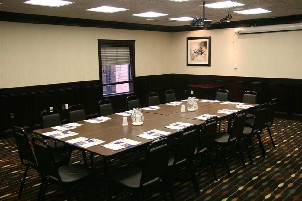 Clinton Township Hampton Inn Detroit Roseville מתקנים תמונה