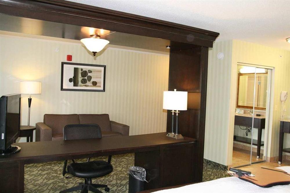 Clinton Township Hampton Inn Detroit Roseville חדר תמונה