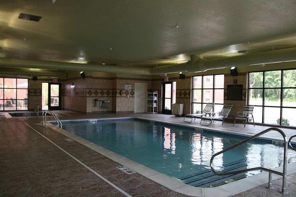 Clinton Township Hampton Inn Detroit Roseville מתקנים תמונה