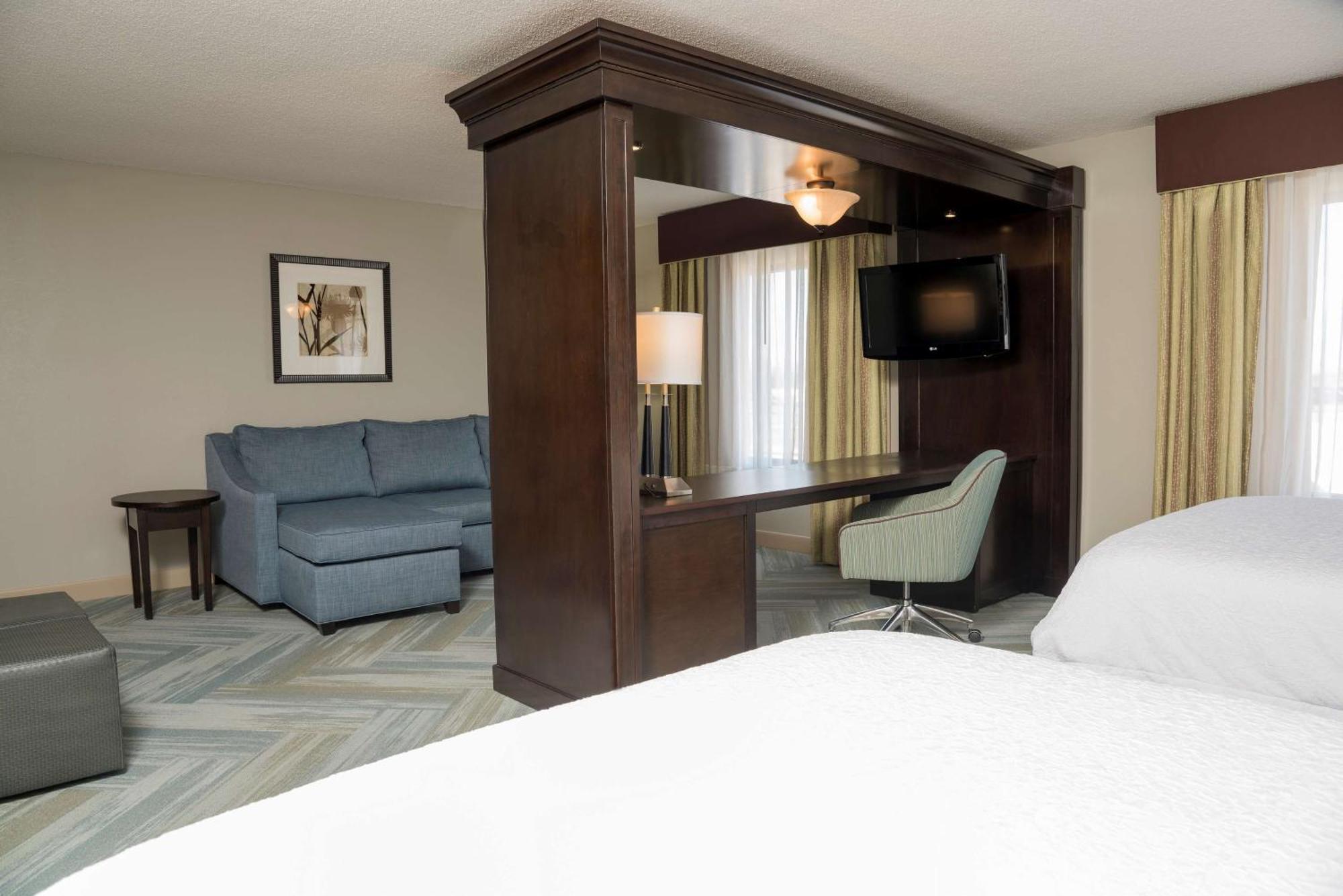 Clinton Township Hampton Inn Detroit Roseville מראה חיצוני תמונה