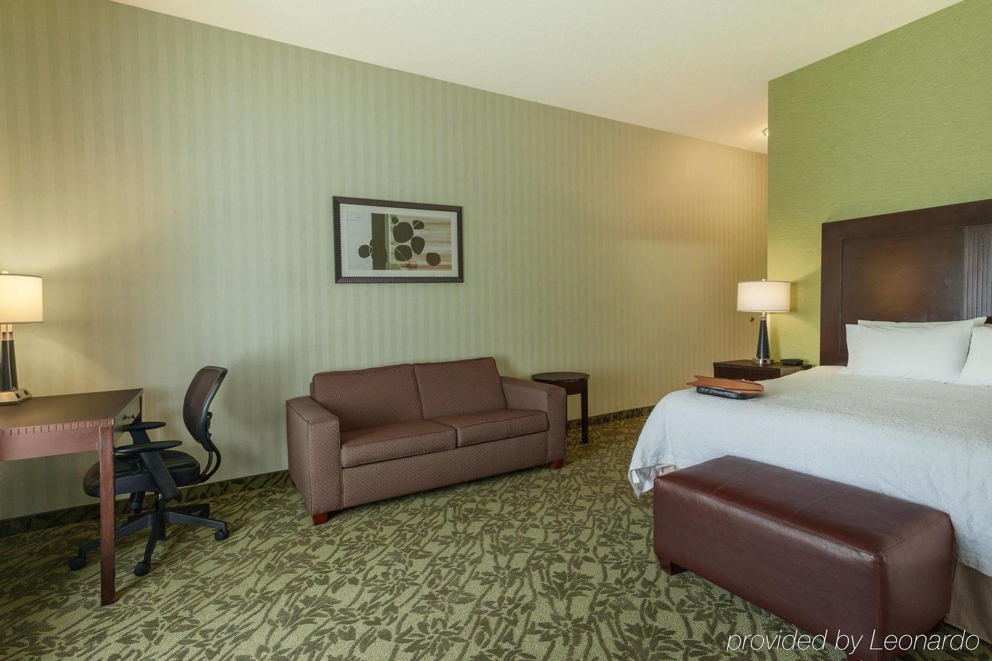Clinton Township Hampton Inn Detroit Roseville מראה חיצוני תמונה